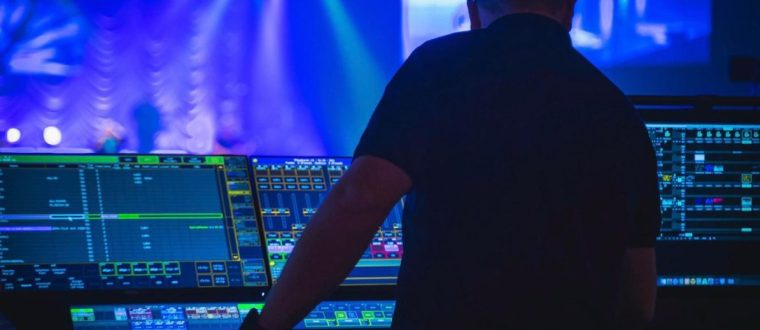 למה מיקום מתאם הרשת ב-MacBook Pro קריטי לעבודה עם Waves SoundGrid?